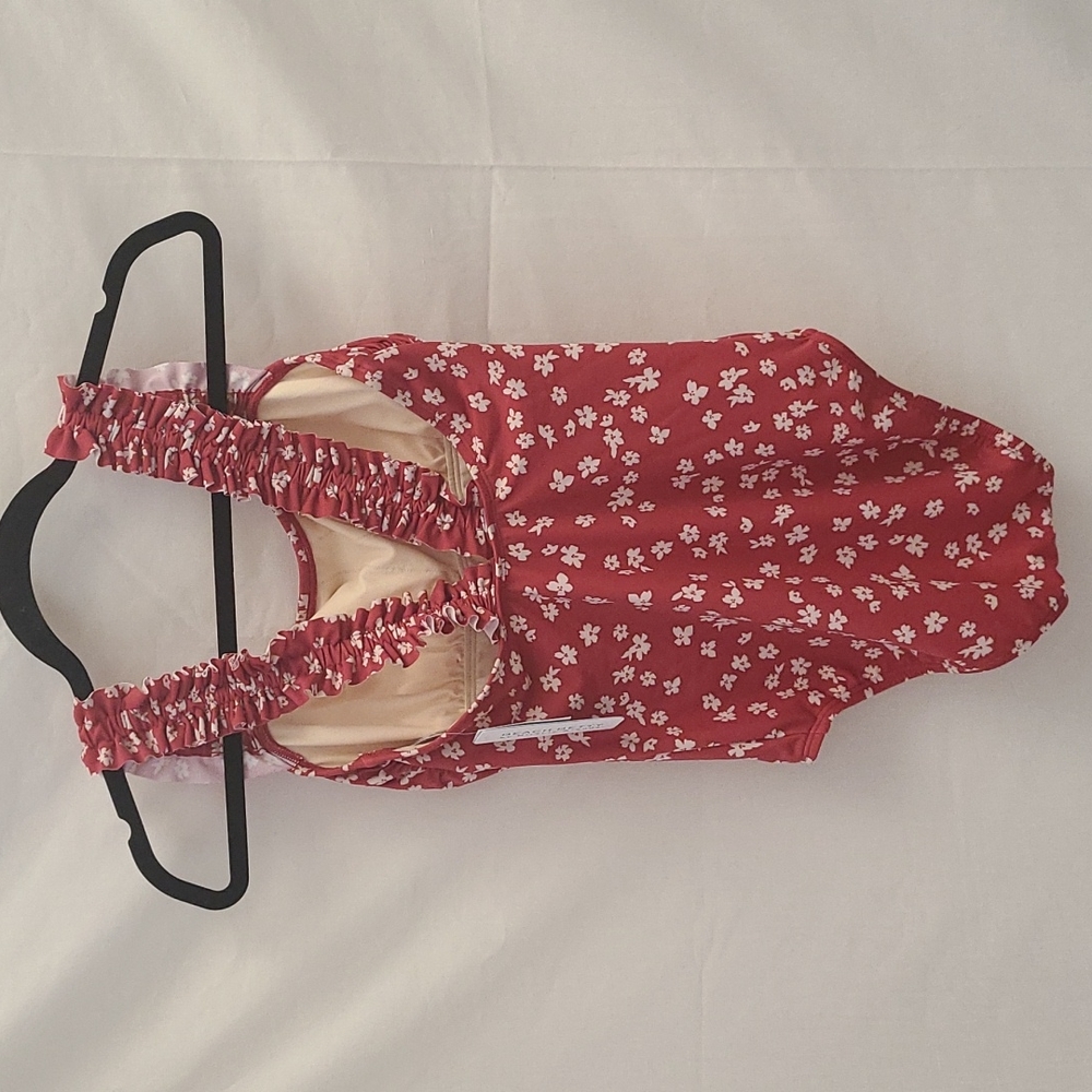 Beach Betty Swimsuit - Picture 4 of 7